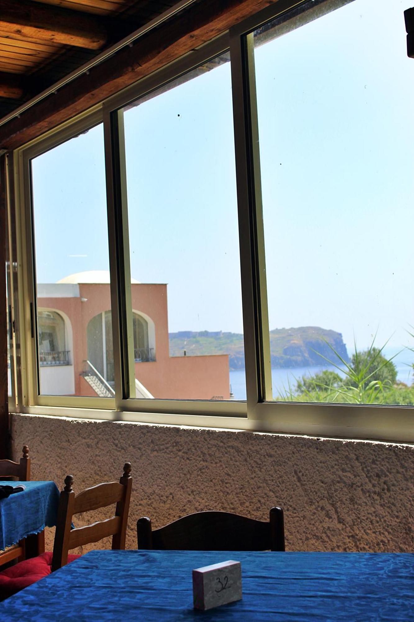 Lo Smeraldo Hotel 2*
